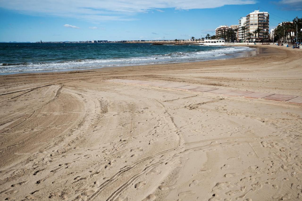 Hola Mar Apartment Torrevieja Exterior photo